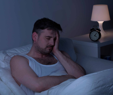 Nguyên Nhân và Giải Pháp Cho Vấn Đề Mất Ngủ và Giấc Ngủ Nông