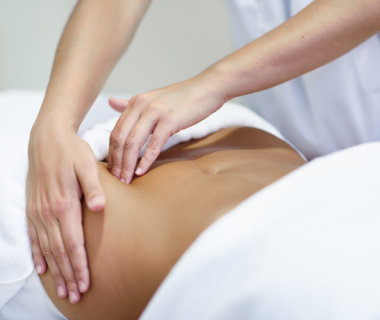 Khám phá lợi ích bất ngờ của massage bụng đối với sức khỏe