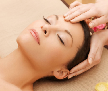 Massage Da Mặt Là Gì? Những Lợi Ích Của Việc Massage Da Mặt 