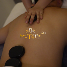 MASSAGE THỤY ĐIỂN ĐÁ NÓNG